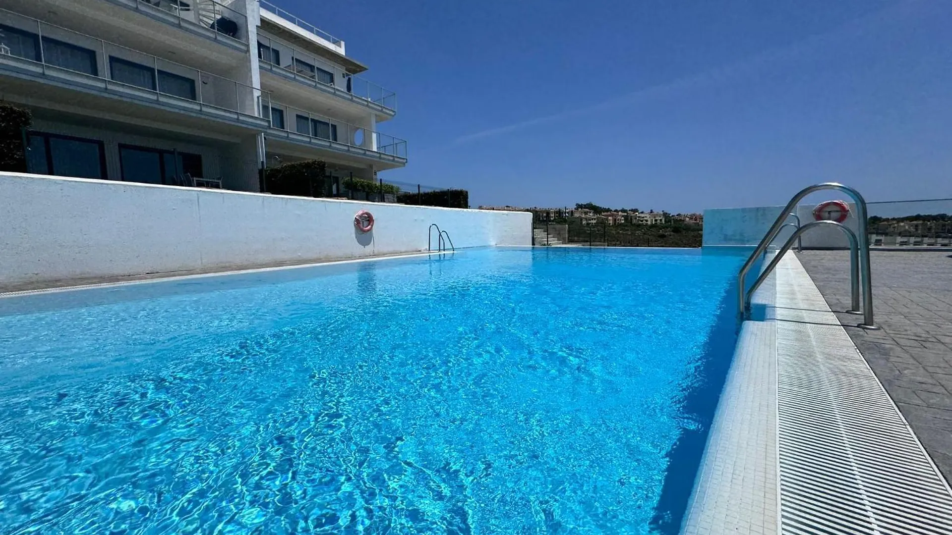Modern Apartment With Year-Round Open Pool Manilva Španělsko