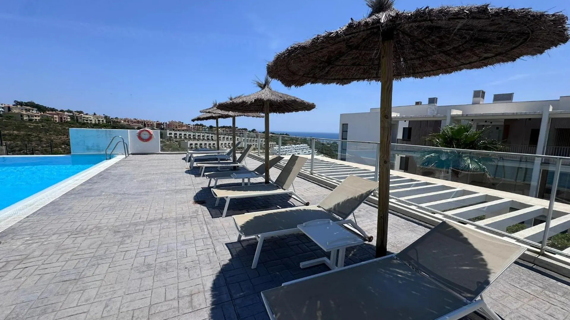 Modern Apartment With Year-Round Open Pool Manilva Španělsko